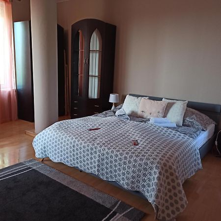 Peppy Apartment & Pool Balatonfured Bilik gambar